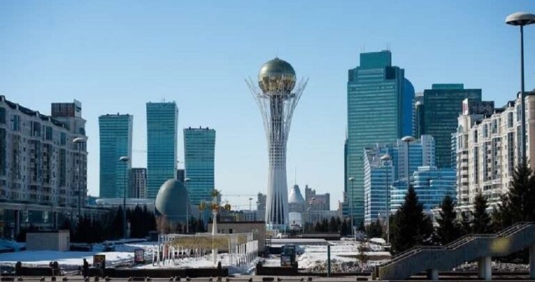 وزارة الدفاع الكازاخية: انفجار في تاراز في وحدة عسكرية قرب أحد المستودعات