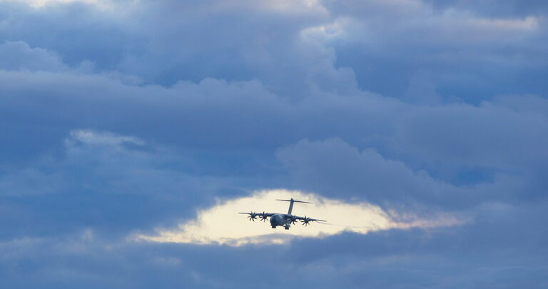 طائرتان عسكريتان تركيتان تغادران أجواء أفغانستان دون الهبوط في كابل