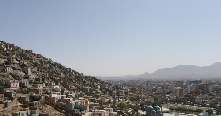 مسؤولة أممية: على العالم ابتكار “طريقة مؤقتة” لمساعدة الشعب الافغاني