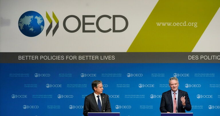 جائحة كورونا تتسبب بـ”أكبر انخفاض على الإطلاق في تدفقات الهجرة”