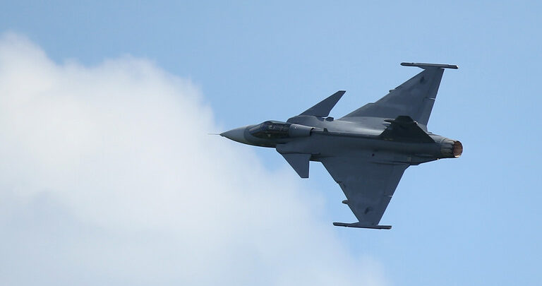 وزيرة الدفاع التشيكية: سلوفاكيا تطلب منا المساعدة في حماية مجالها الجوي